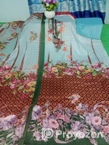 থ্রি পিস, বিক্রি করা হয়