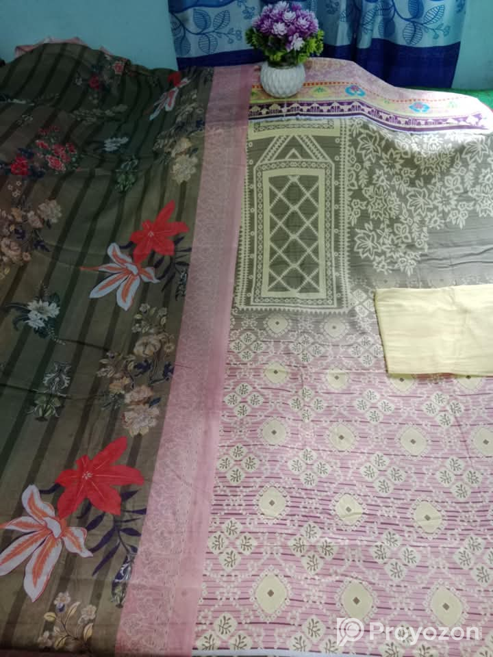 থ্রি পিস, বিক্রি করা হয়