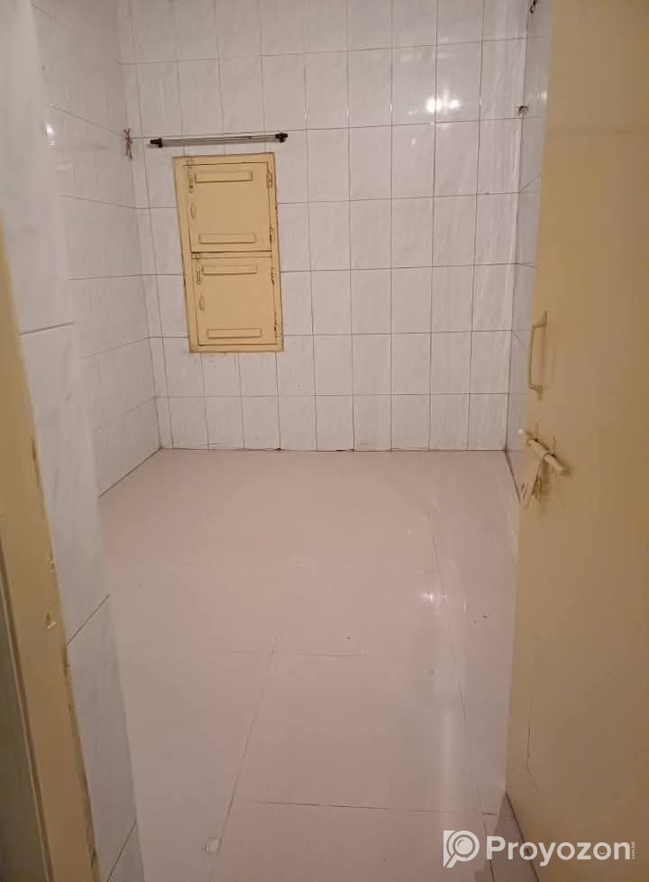 বাড়ি ভাড়া দেয়া হবে।