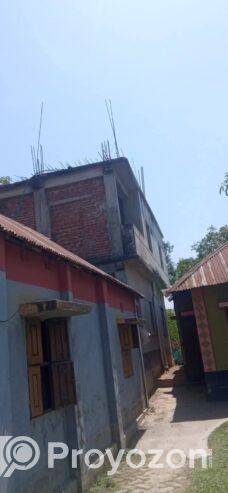 নজিপুর এ দুই শতকের একটু বেশি