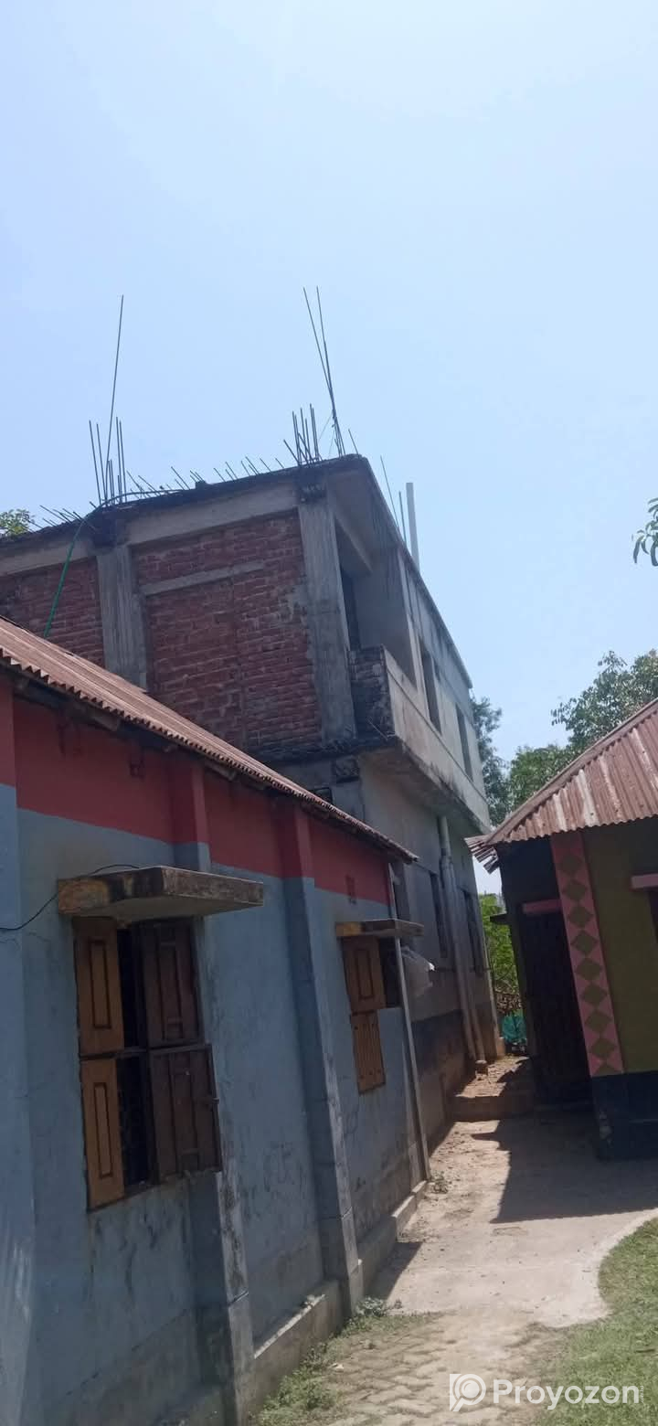 নজিপুর এ দুই শতকের একটু বেশি
