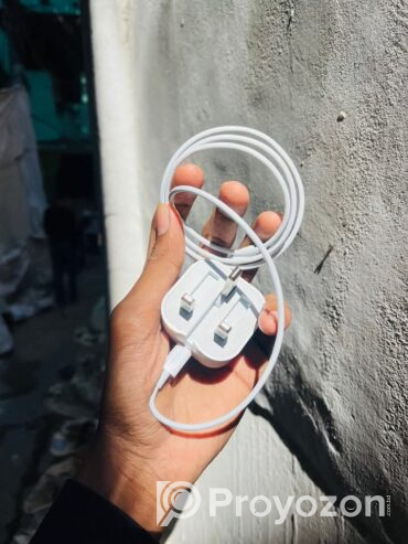 Apple 20 watt fast charger for iphone
