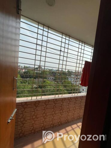 বাসাবাড়িতে দুই সিট এর রুমে একটি সিট