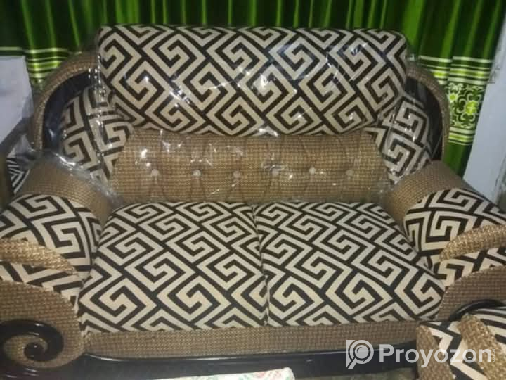 সোফা সেট টি সূলভ মূল্যে বিক্রয় হবে