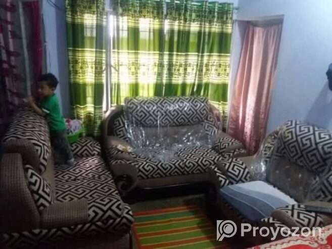 সোফা সেট টি সূলভ মূল্যে বিক্রয় হবে