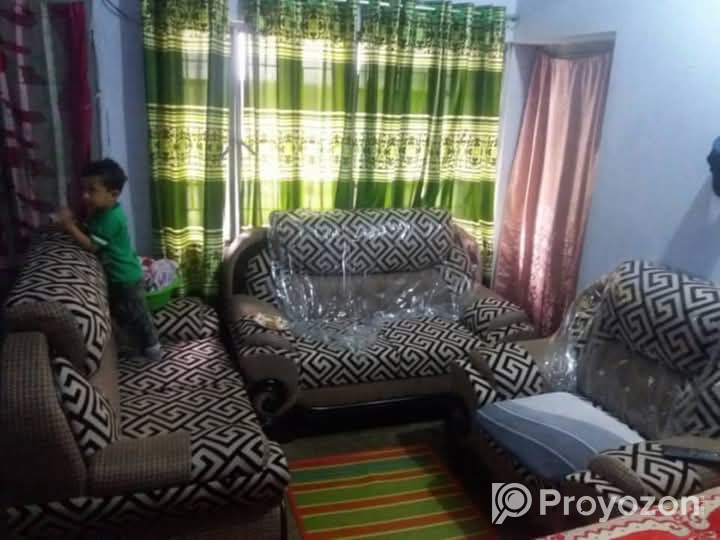 সোফা সেট টি সূলভ মূল্যে বিক্রয় হবে