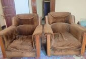 পুরাতন সোফা বিক্রি হয়