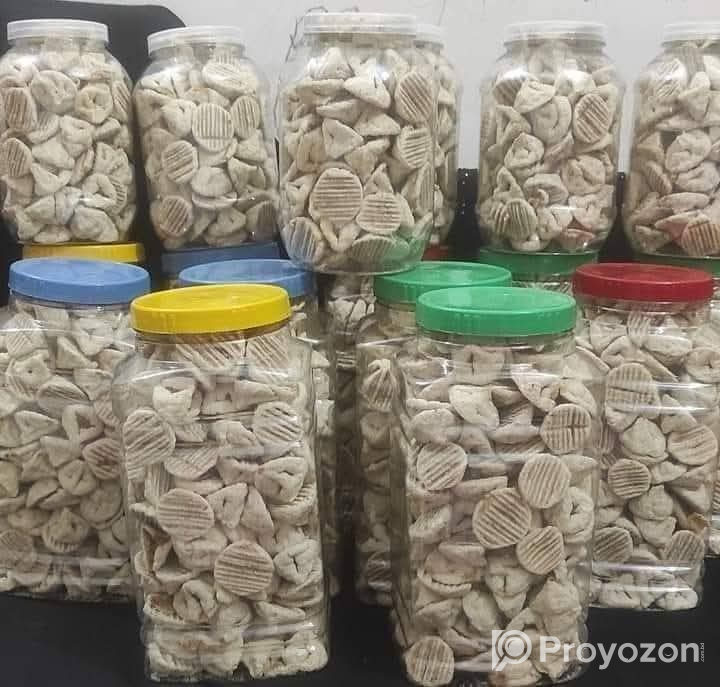 মাসকলাই ডাল অথবা কুমড়ার তৈরি বড়ি।