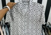 নতুন শার্ট বিক্রি করা হয়