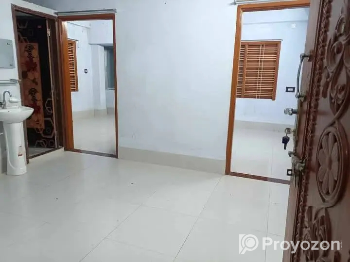 নিচ তলা বাসা ভাড়া দেওয়া হবে