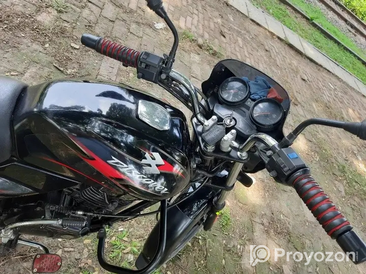 ডিসকভার ১৩৫ বাইক বিক্রি হবে