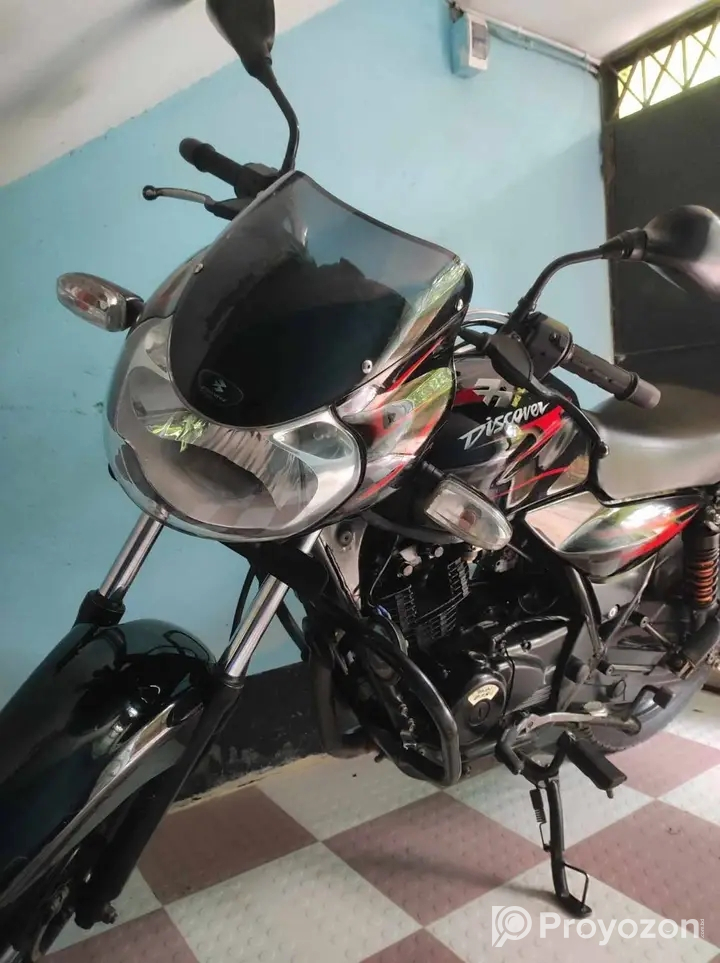 ডিসকভার ১৩৫ বাইক বিক্রি হবে
