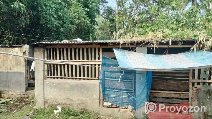 বাড়ীসহ জমি বিক্রয় হইবে