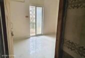 রান্নাঘর ও ২ বারান্দা বিশিষ্ট একদম নতুন বাসা