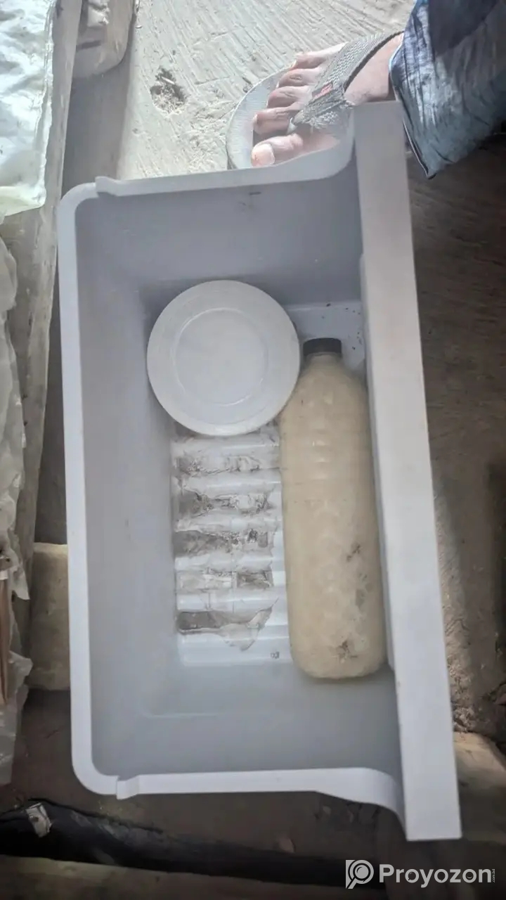 ২০৮লিটার ফ্রিজ বিক্রি করা হবে