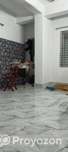 ফ্ল্যাট বাসায়একটি ডাইনিং রুম ভাড়া দেওয়া হবে