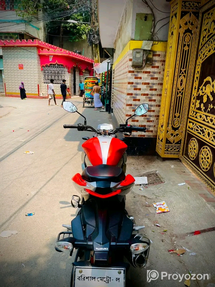 Suzuki Gixxar Sf Fi Abs v4 Orange silver for sell