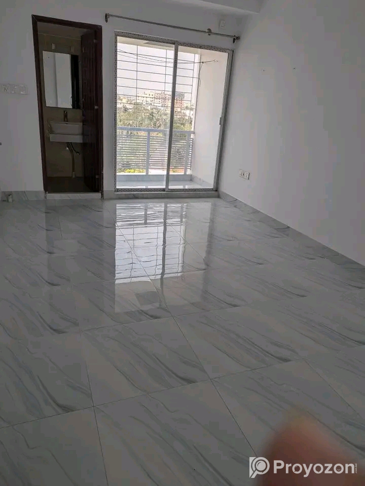 ফ্লাট ভাড়া ২য় তলা বেডরুম,বেলকুনি