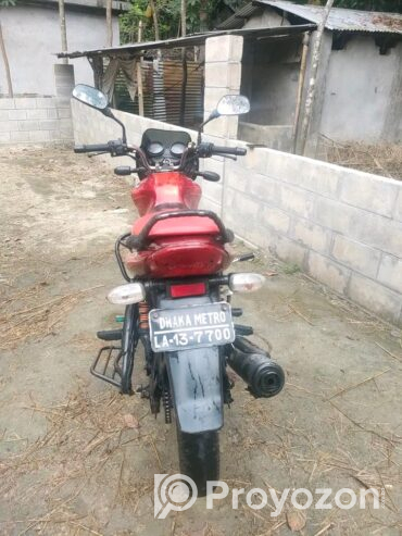 বিক্রি হবে বাজাজ ডিসকাভার ১৩৫ সিসি বাইক