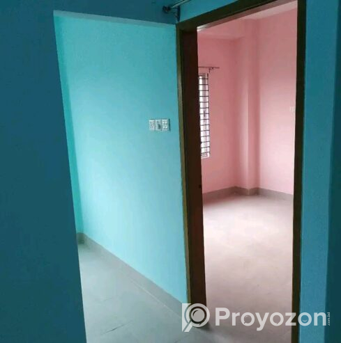ছোট ফ্যামিলির জন্যে একটি চমৎকার সম্পূর্ণ আবাসন