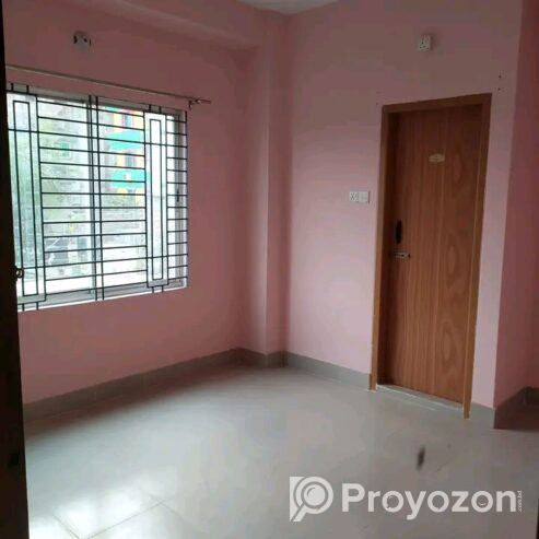ছোট ফ্যামিলির জন্যে একটি চমৎকার সম্পূর্ণ আবাসন