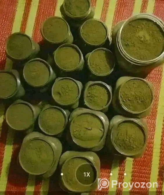 মেহেদী গুড়া ১ কেজি নিলে পাচ্ছেন সারা দেশে