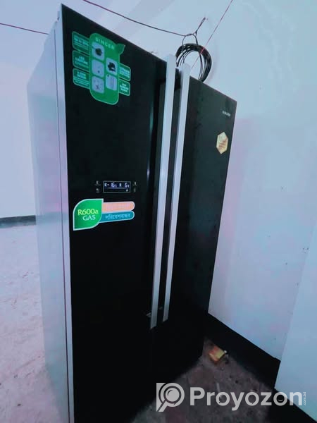 ফ্রিজটি বিক্রয় হবে.