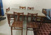 ডাইনিং টেবিল সেট বিক্রি করা হবে.