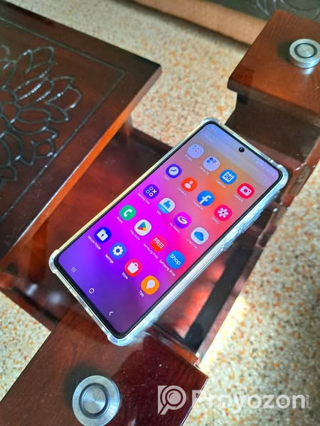 স্যামসাং গ্যালাক্সি এ৭৩ . বিক্রি করা হবে