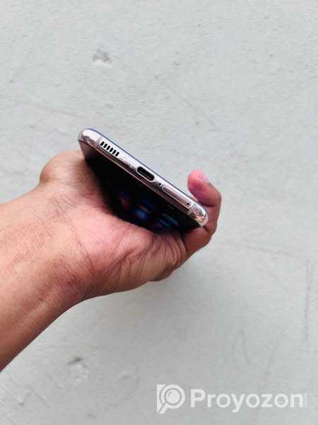 Samsung Galaxy S21 5G. For sell