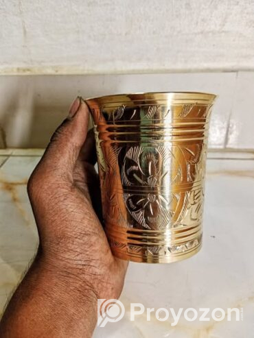 পিতলের হাতের নকশার গ্লাস . বিক্রি করা হবে