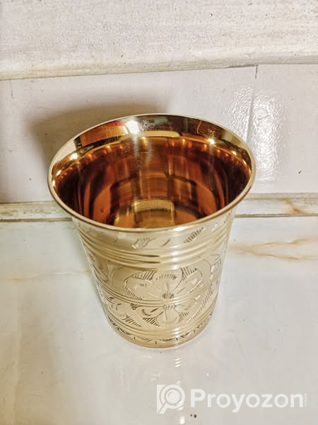 পিতলের হাতের নকশার গ্লাস . বিক্রি করা হবে