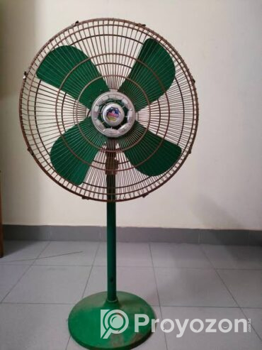 স্ট্যান্ড ফ্যান . বিক্রি করা হবে