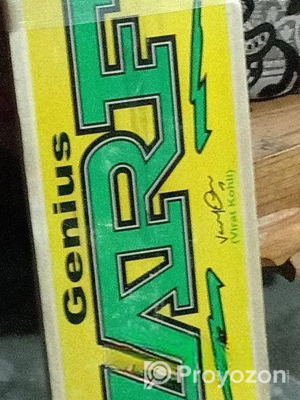 ক্রিকেট ব্যাট