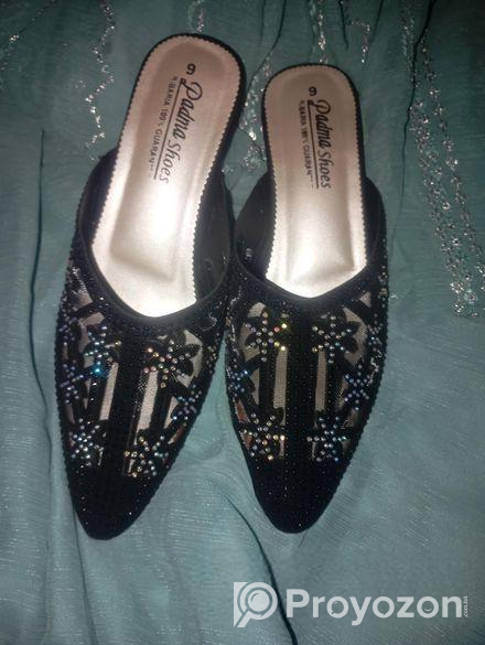 Ladies Shoe for sale
