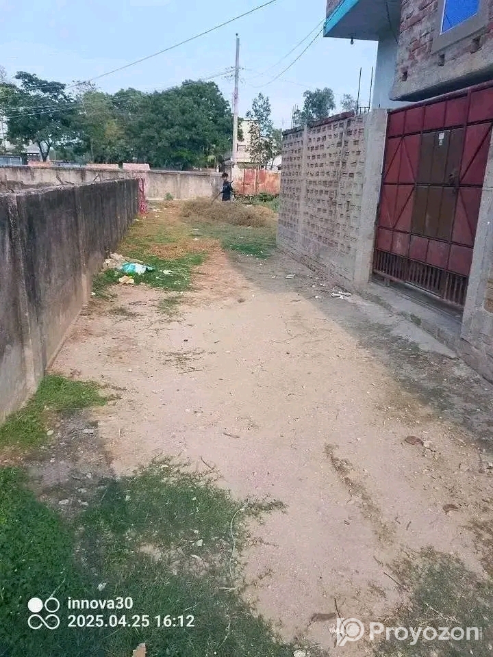 আর্জেন্ট বাসা বিক্রি করা হবে.জায়গা ৩ শতক ৪ পয়েন্ট