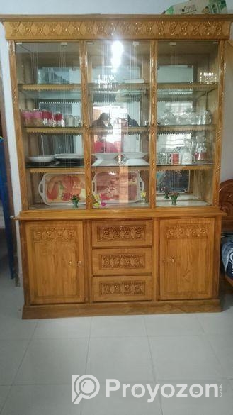 সেগুন কাঠের শোকেস বিক্রি করা হবে