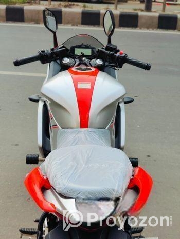 Suzuki Gixxer SF V4 DD ABS FI ON-TEST 2024