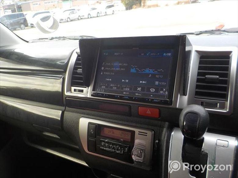 Toyota Hiace Super GL LED 2020