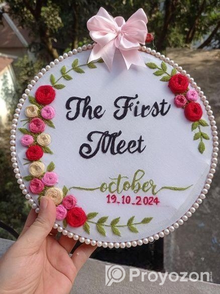 Hoop Art. আপনার পছন্দের ডিজাইনে কাস্টম হুপ আর্ট