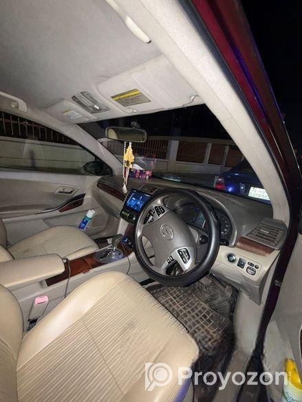 Toyota Premio push start 2011