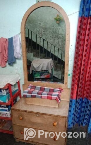 ড্রেসিং টেবিল বিক্রি হবে