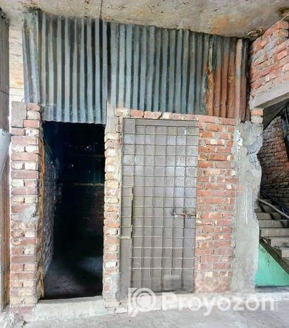 Semi-detached tin shed house for rent for family or bachelor