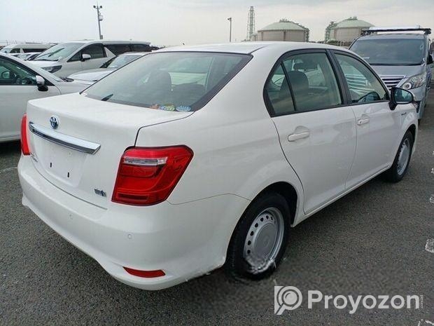 Toyota Axio EX White 4.5/40k km 2020