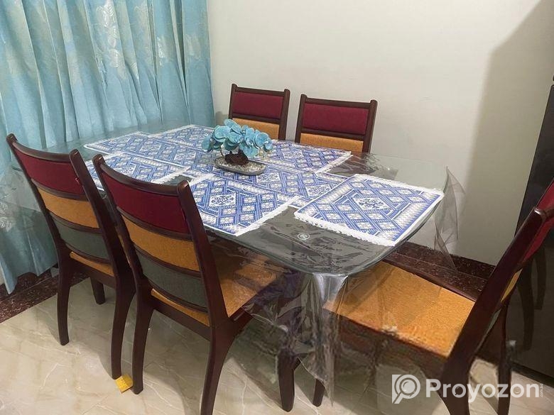 Dining Table sell hobe