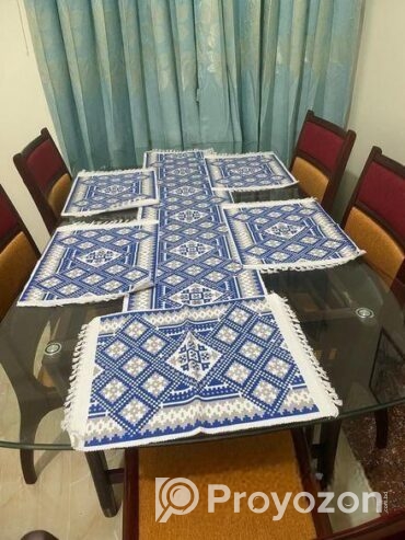 Dining Table sell hobe