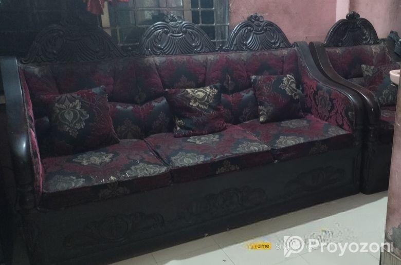 সেগুন কাঠের সোফা