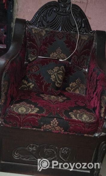 সেগুন কাঠের সোফা