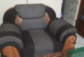 পাঁচ সিট এর সোফা ও টেবিল