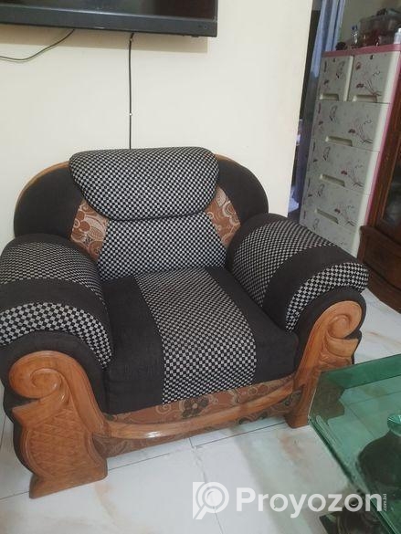 পাঁচ সিট এর সোফা ও টেবিল